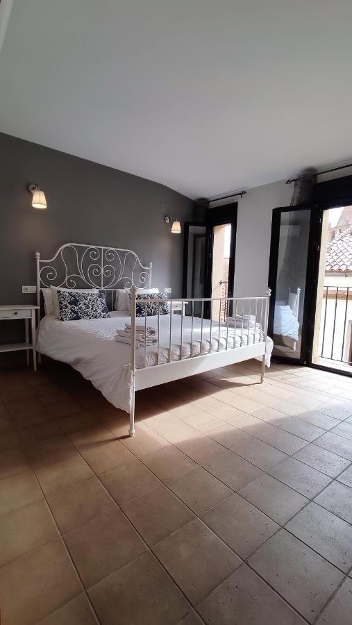 Apartamentos Turisticos Encanto Caces Zewnętrze zdjęcie