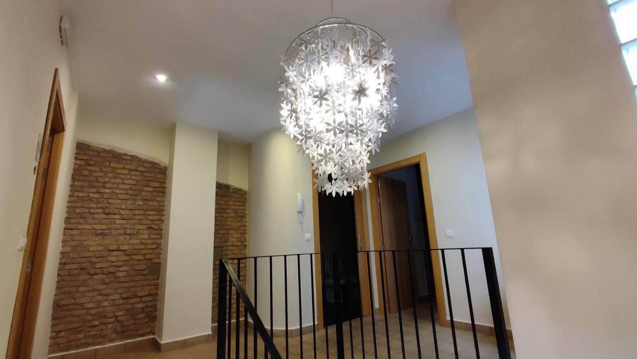 Apartamentos Turisticos Encanto Caces Zewnętrze zdjęcie